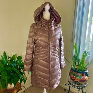 REDUCED: Ellen Tracy Puffer Coat in metallic copper. Size S. Packs small.